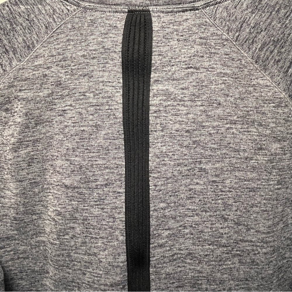 Nike Dri Fit Men's Gray Quarter-Zip Sweater M - Picture 6 of 7